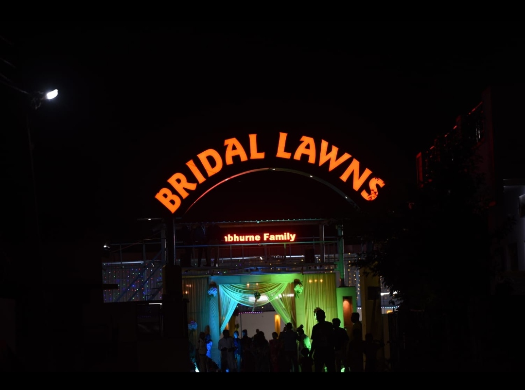 Bridal Lawn